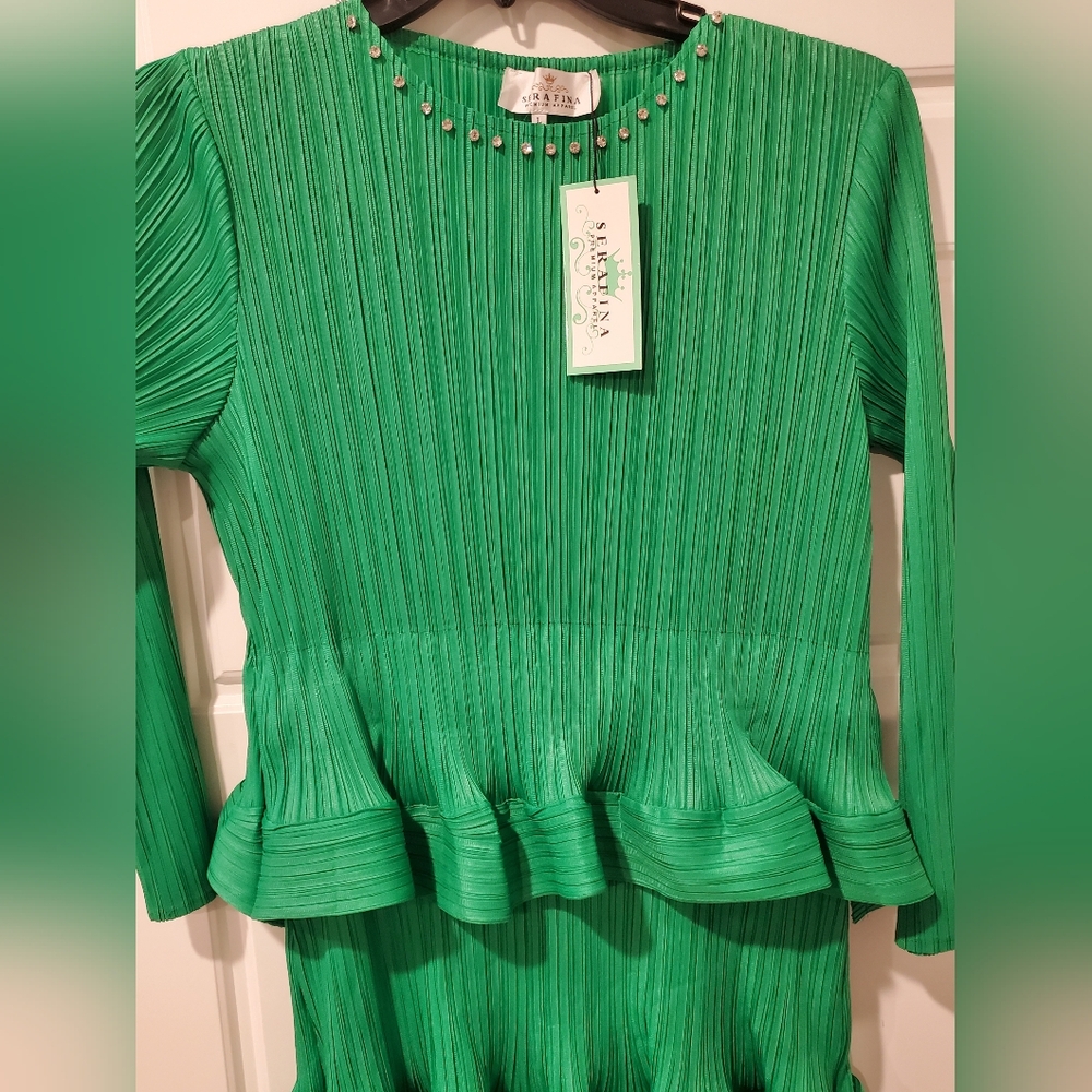 Elegant Green Long Sleeve Dress